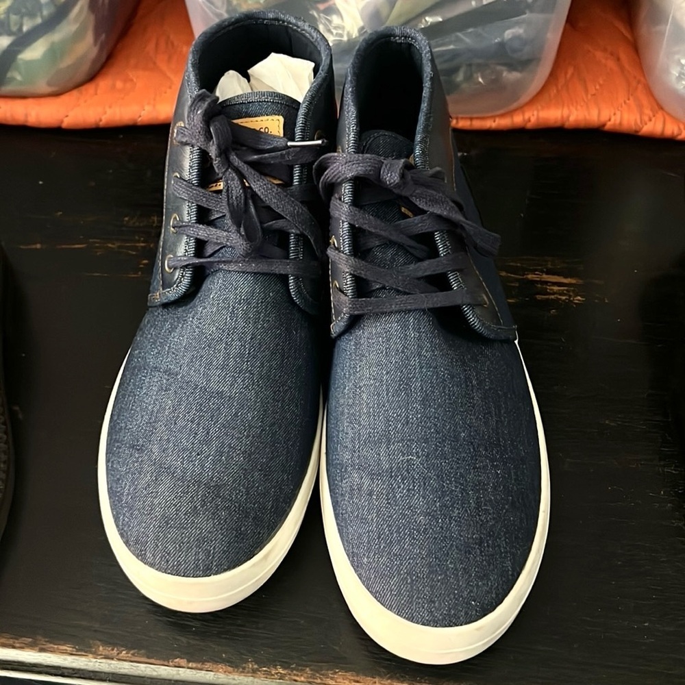 Levi’s Denim Sneakers Lace Up Chukka Style Navy Canvas Comfort Shoes Size 9.5 - Picture 6 of 10